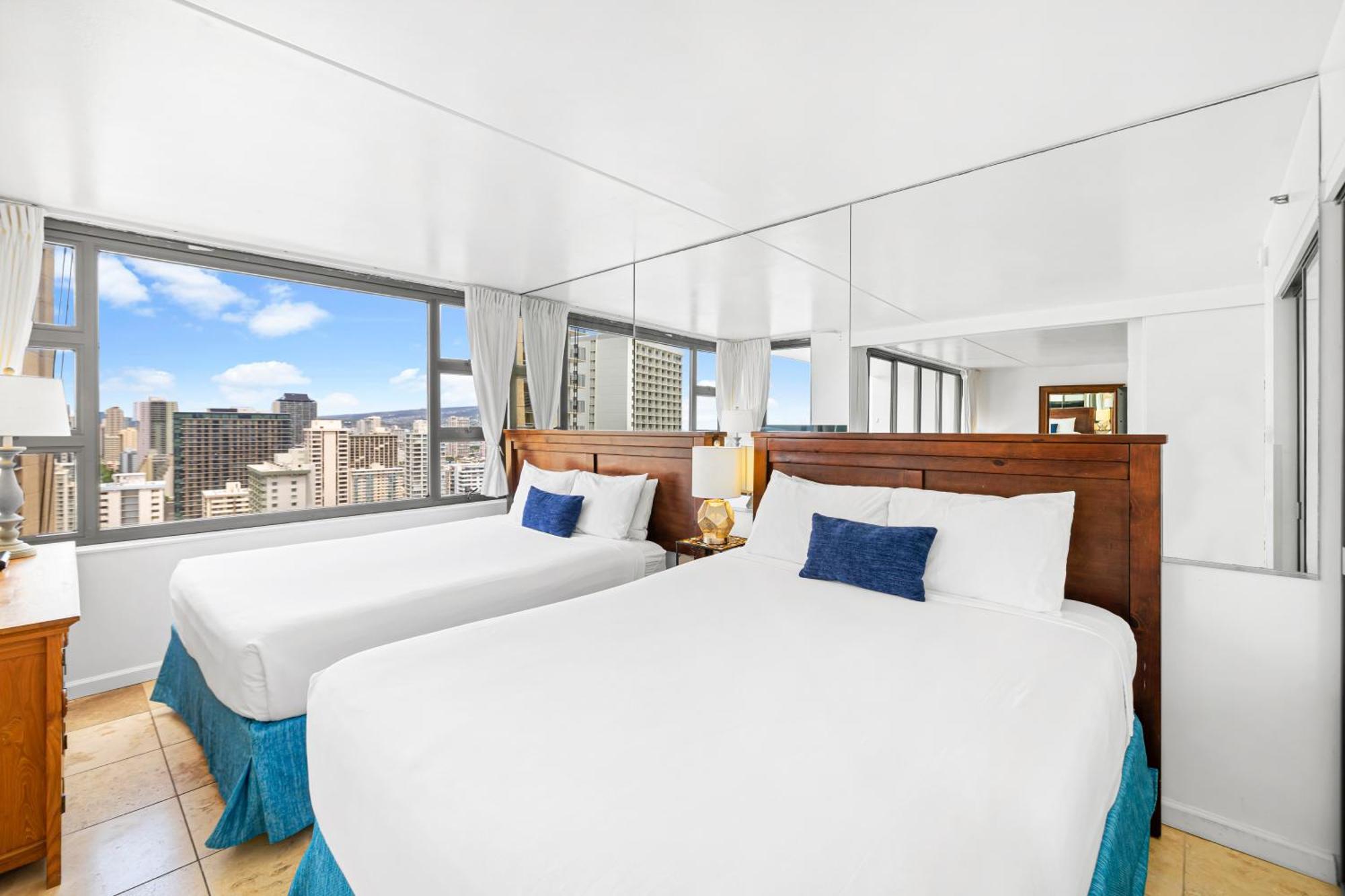 Waikiki Banyan T1-3106 Appartement *