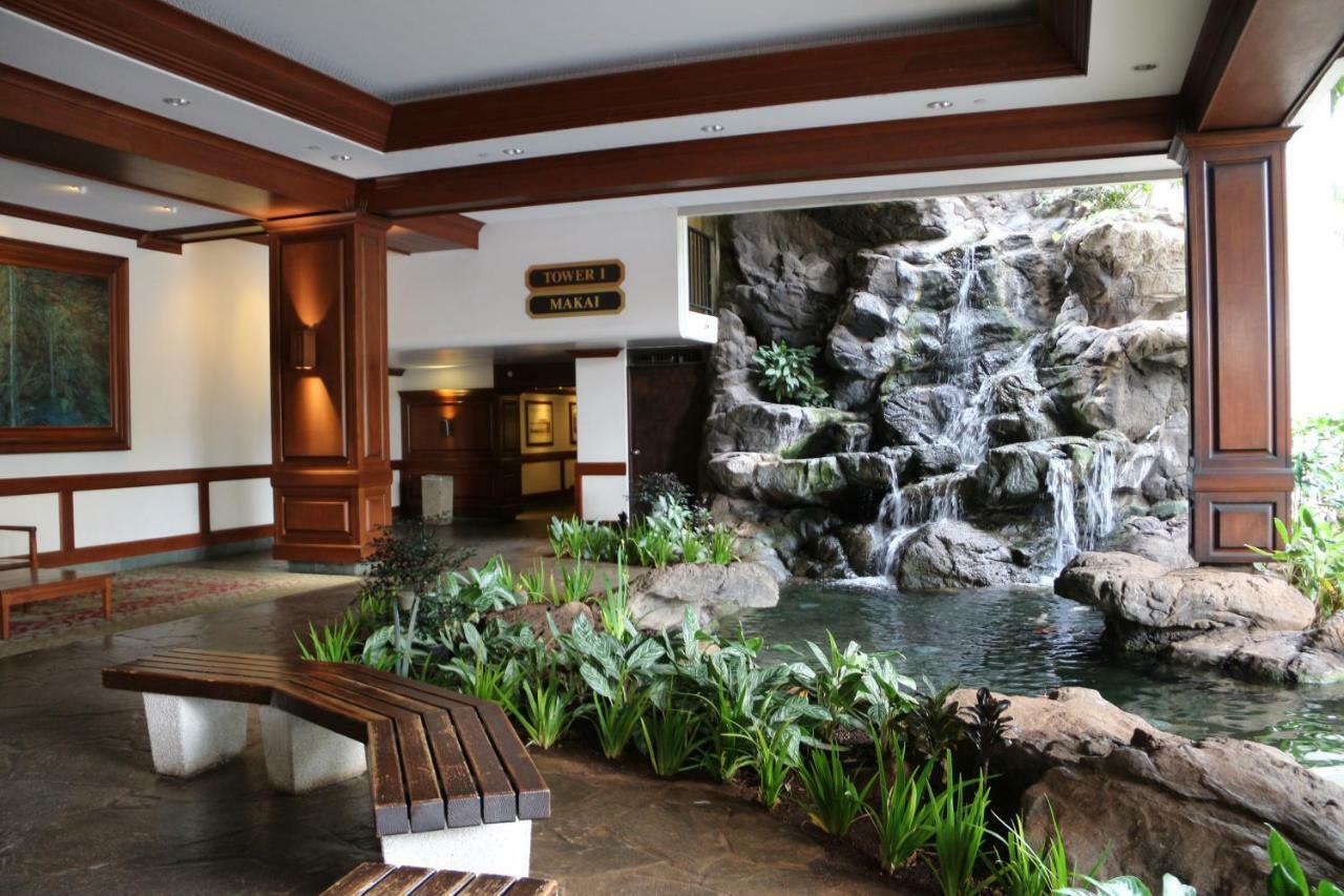 Waikiki Banyan T1-3106 * Honolulu